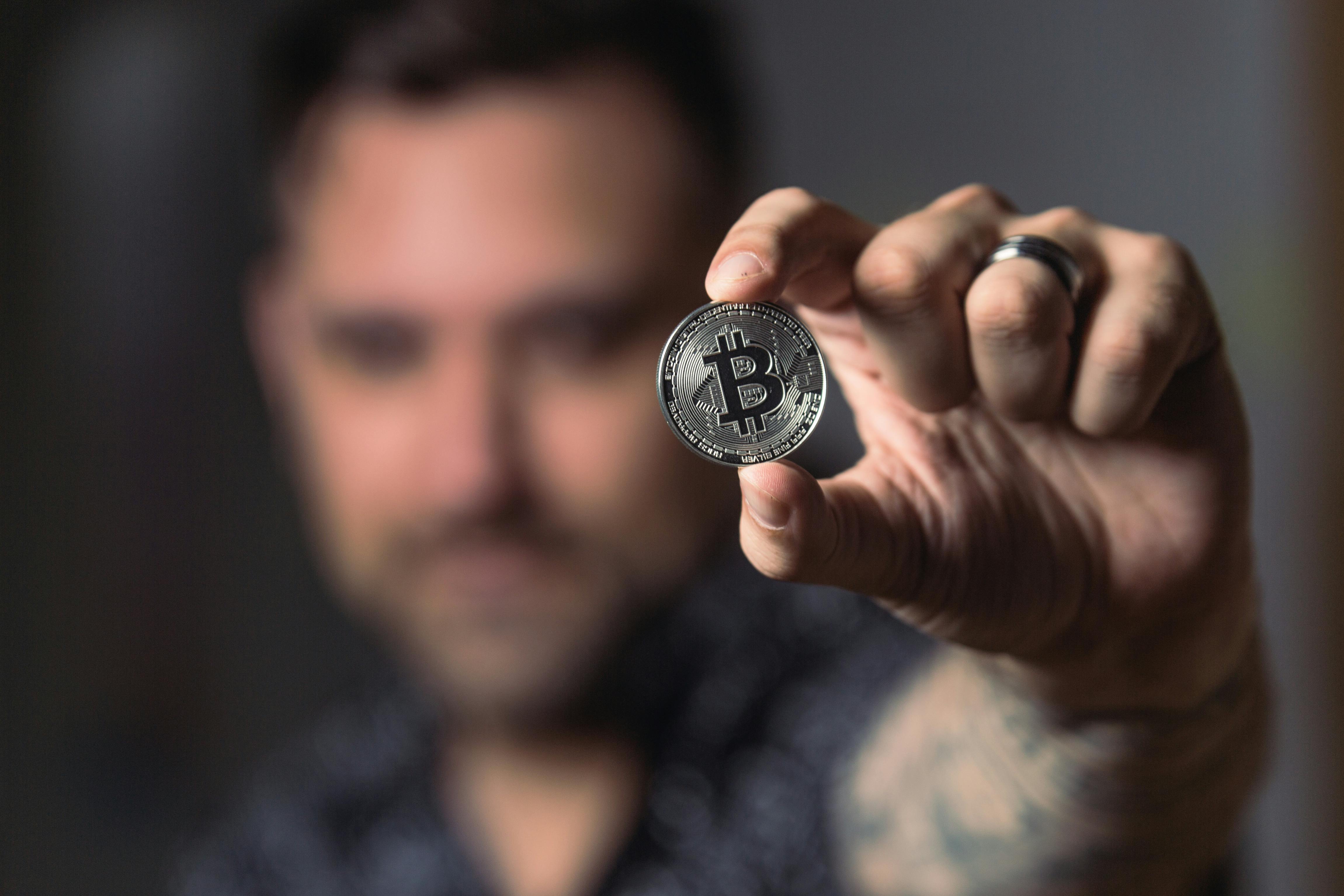 How Crypto Influencers Are Shaping Market Sentiment in Real Time