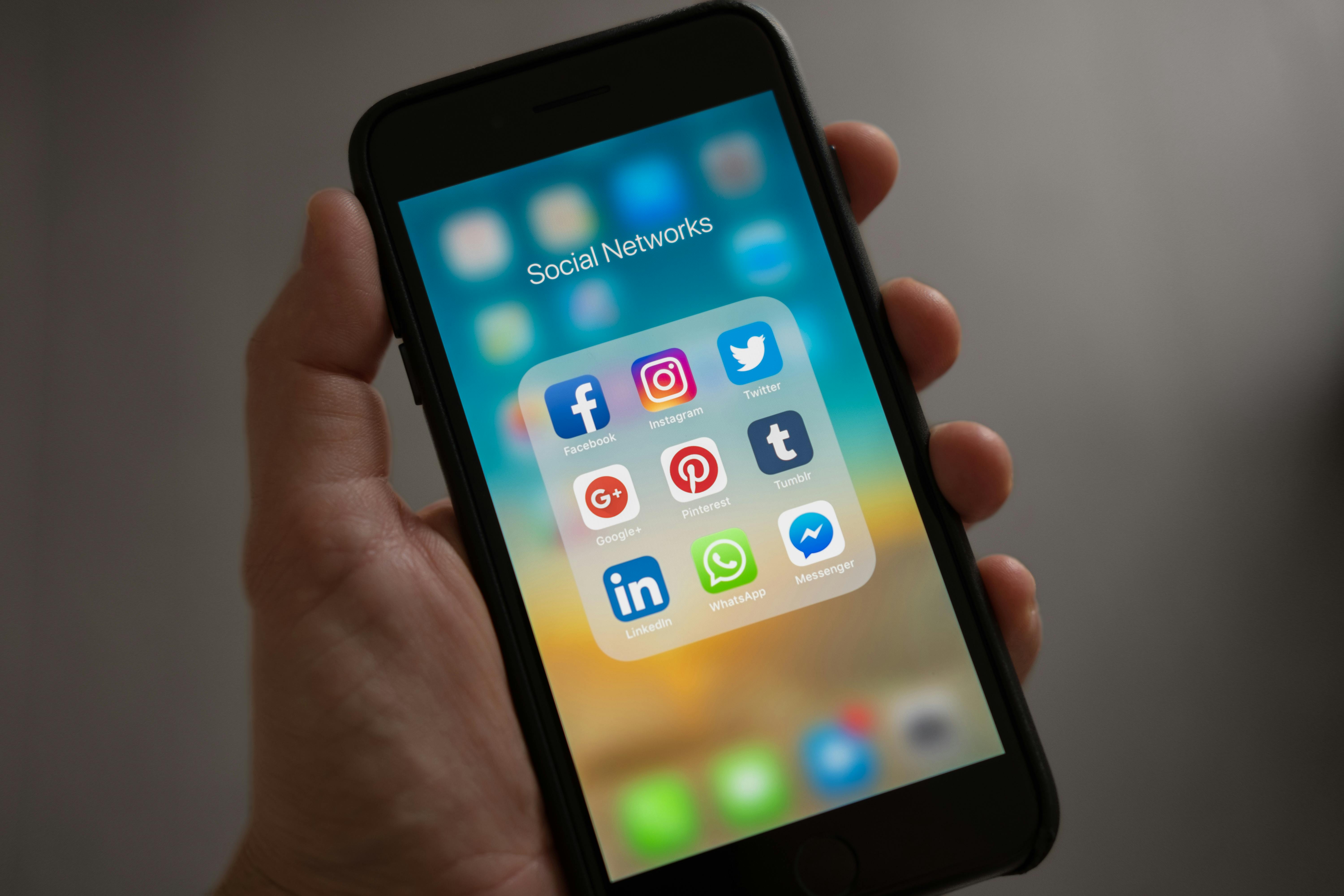 Crafting Effective LinkedIn Messages to Enhance Affiliate Partnerships -
